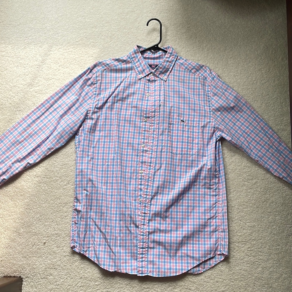 Vineyard vines long sleeve button up shirt